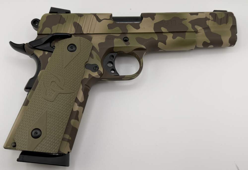 Custom Taurus 1911. 9mm. Camo. -img-0