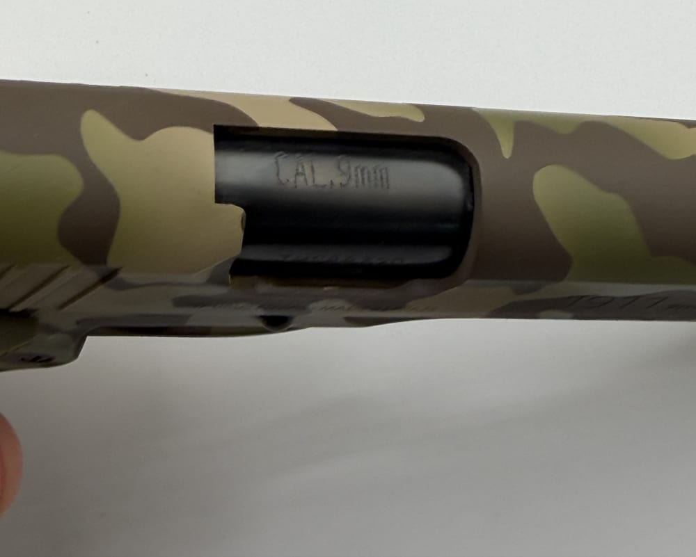 Custom Taurus 1911. 9mm. Camo. -img-3