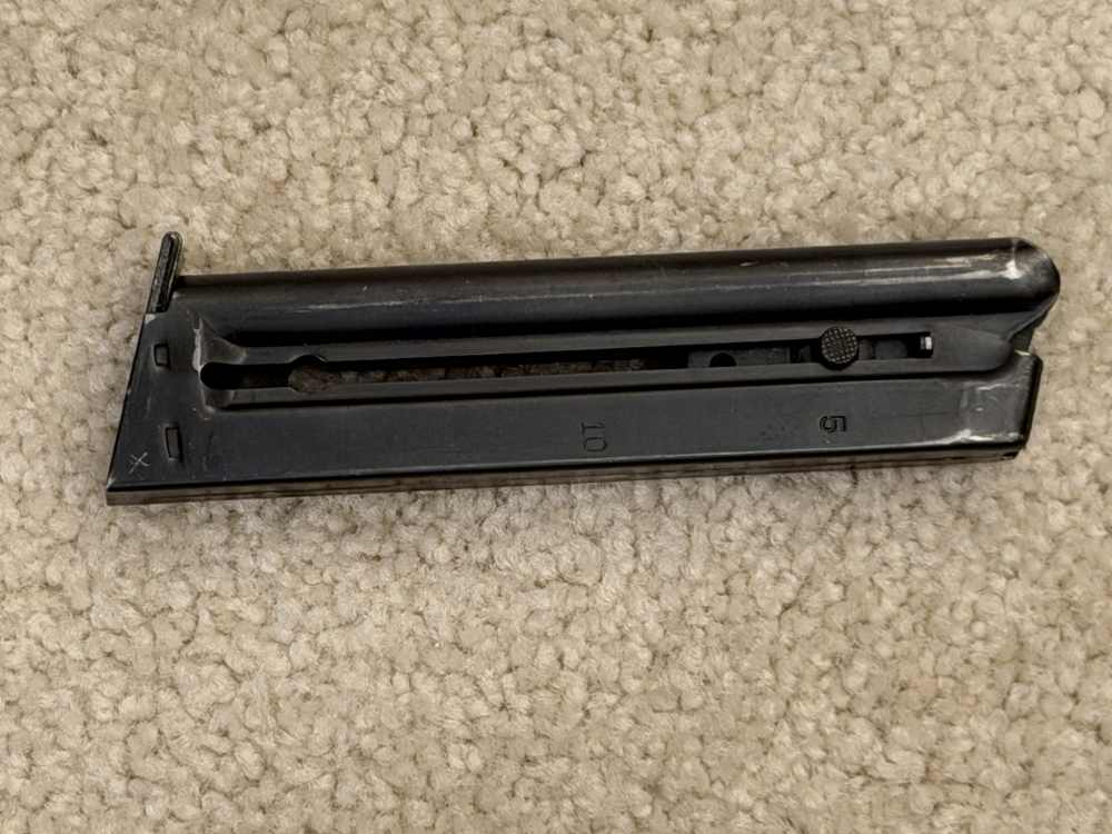 Smith 41Magazine and HKS Speed Loader-img-2
