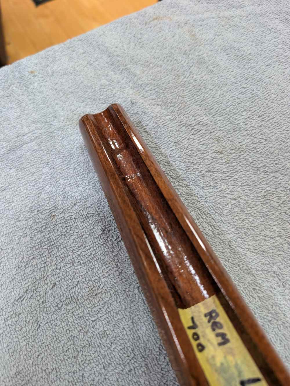 Nice vintage 700 ADL 700 LA RH stock.-img-33