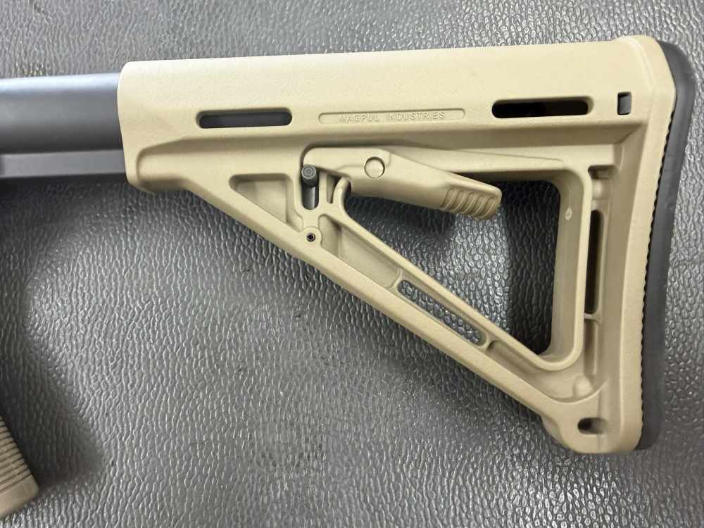 Smith and Wesson M&P15-22 rifle-img-7