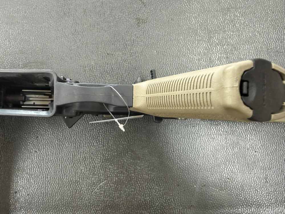 Smith and Wesson M&P15-22 rifle-img-18