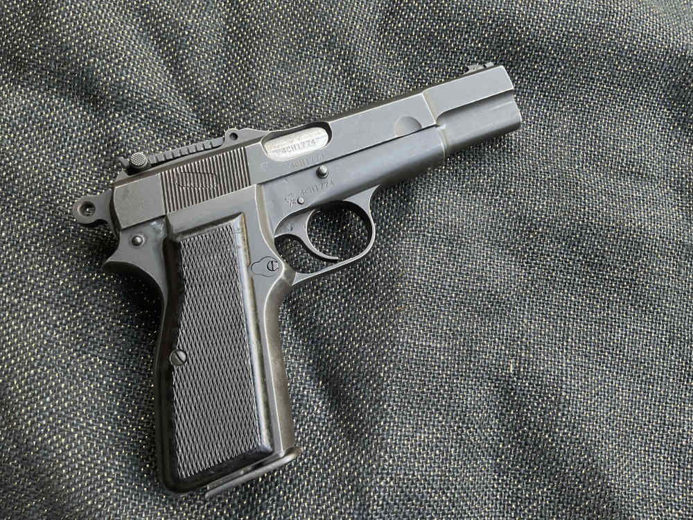 Canadian Inglis Browning Hi Power Chinese Contract Tangent Sight 9mm WWII-img-0