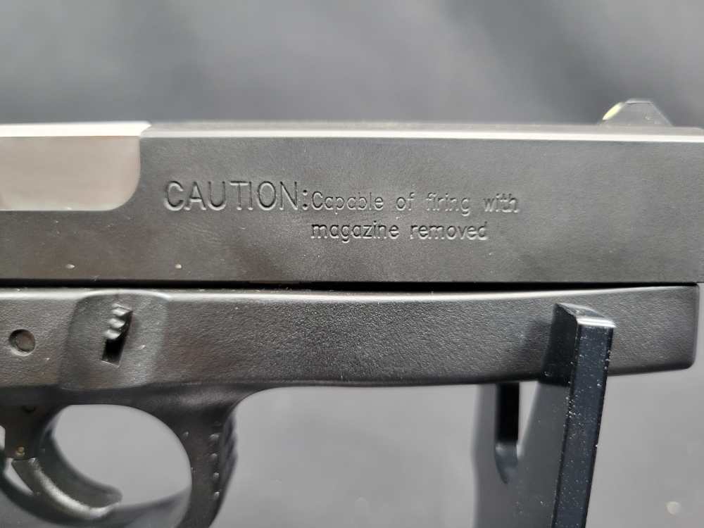 PENNY AUCTION SMITH & WESSON MODEL SW40F .40 S&W 15 RDS-img-8