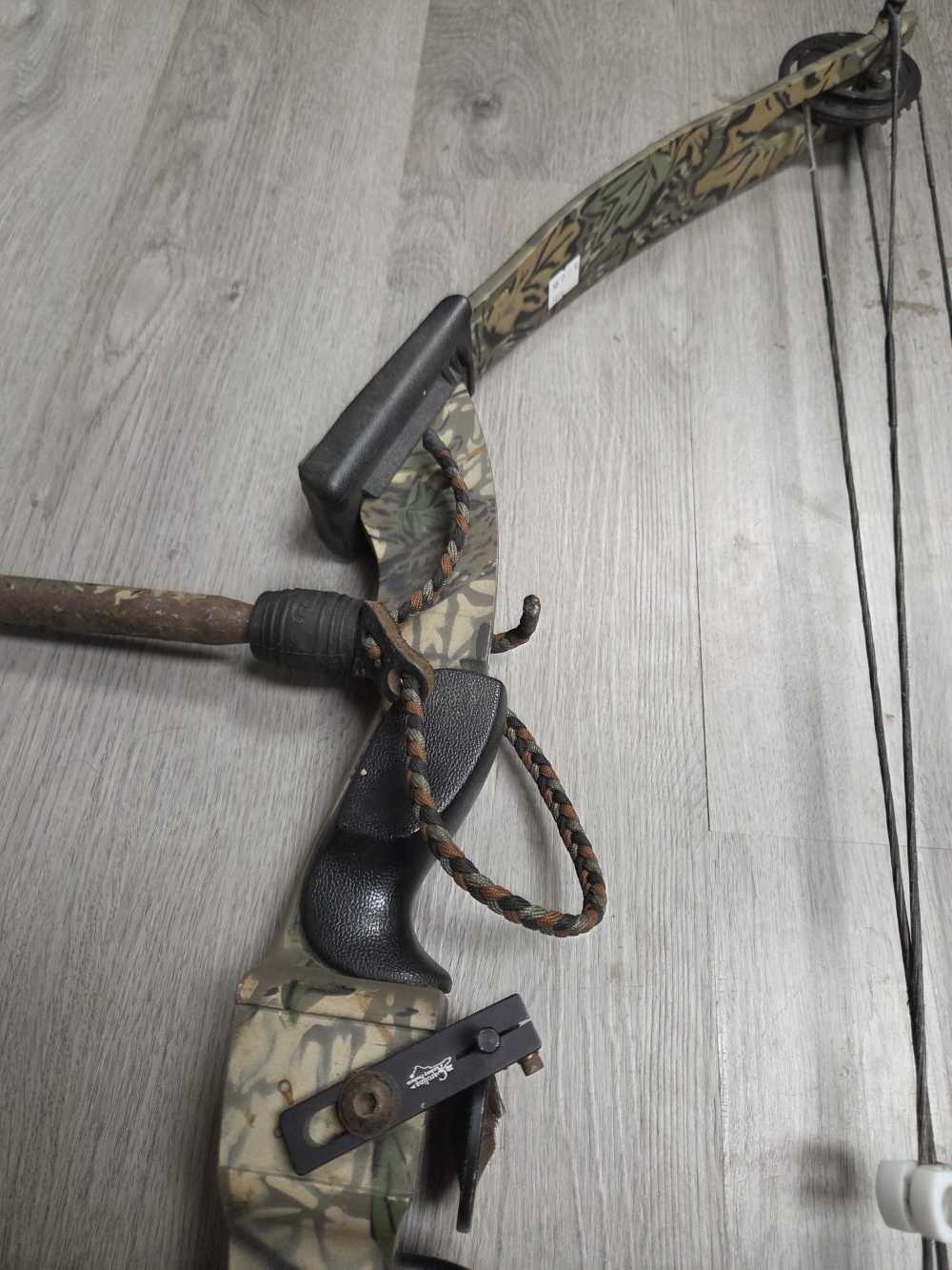 PSE Nova compound bow RH-img-6
