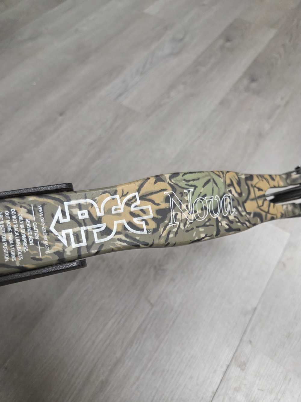PSE Nova compound bow RH-img-7