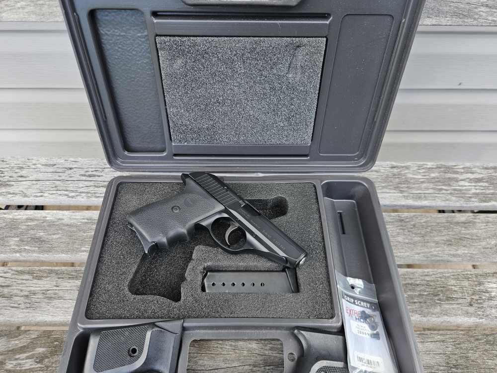 SIG SAUER P230 380 ACP-img-3