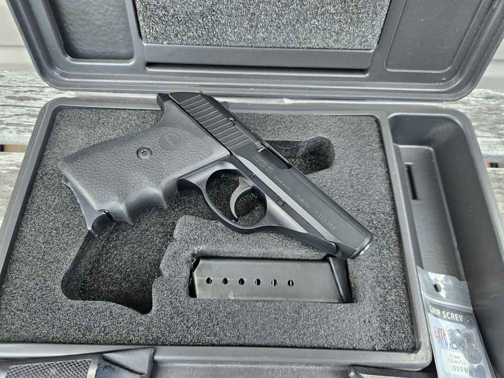 SIG SAUER P230 380 ACP-img-2