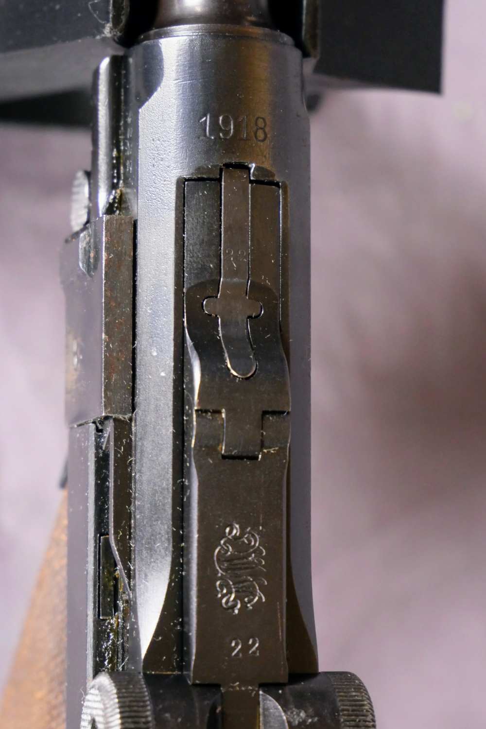 Luger P.08 9mm Luger - 1918 Dated Reichswehr Marked-img-5