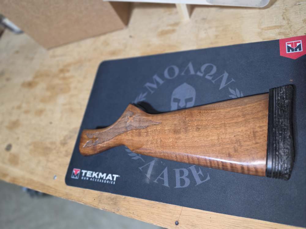 Remington 1100, 870 or 1187 field stock.-img-1
