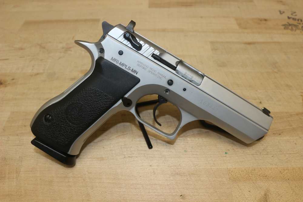 Israeli Military Industries (IMI) Jericho 941 9mm-img-1