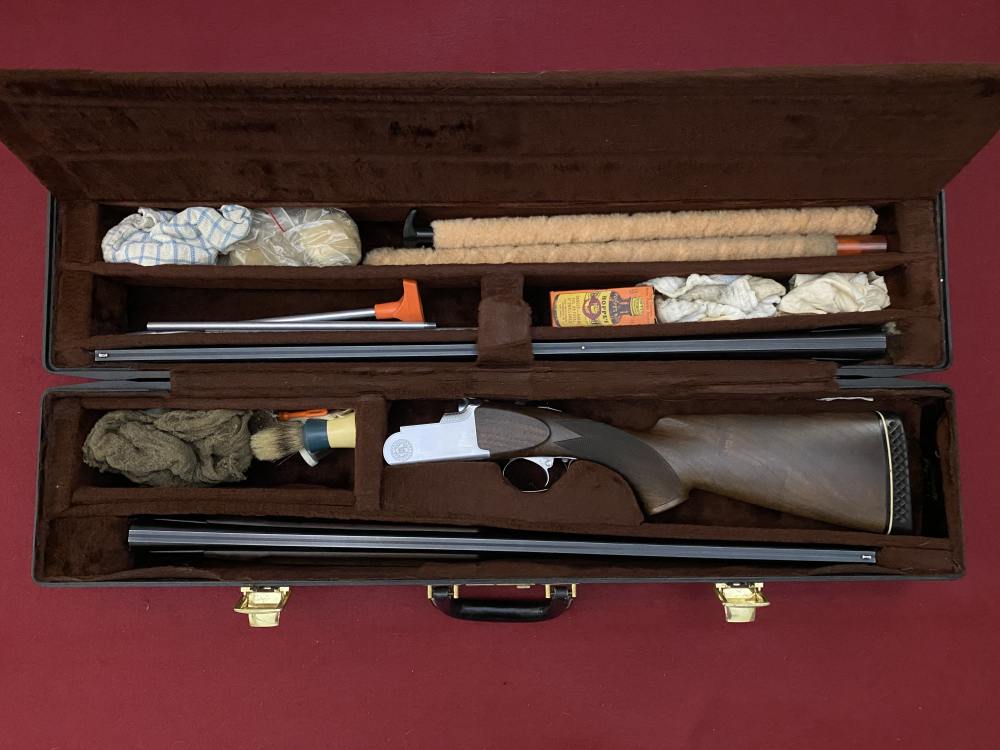 Excellent Italian Rottweil Supreme Over / Under Shotgun 12ga two barrel set-img-0