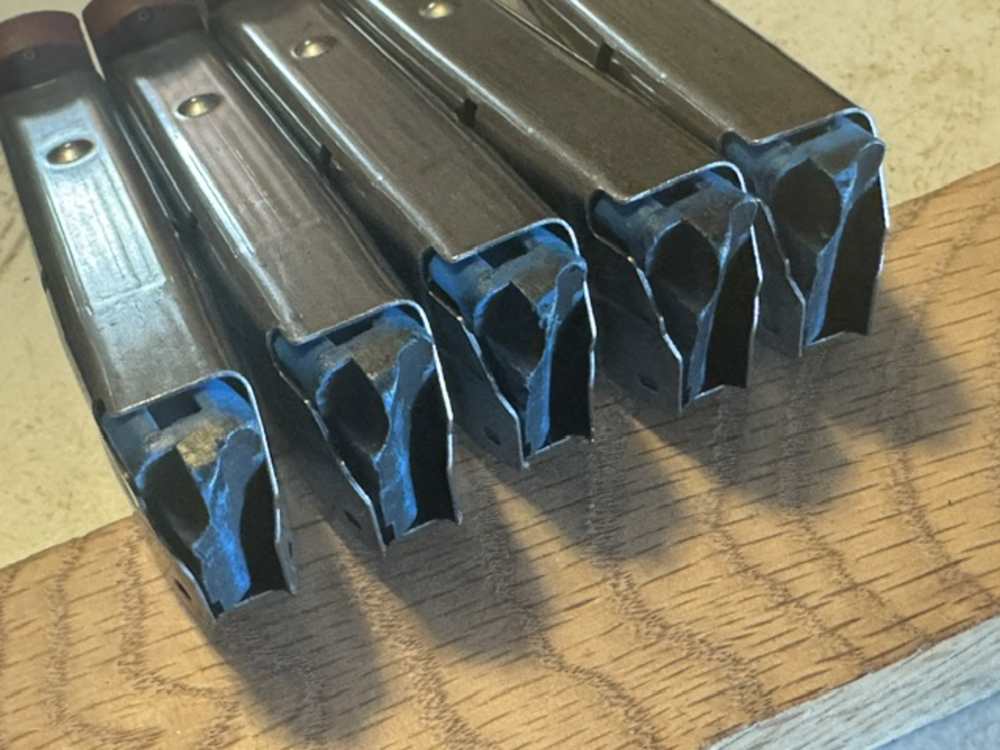 Lot of 10, S&W, 4006, 11 Round, 40S&W, Red Base, Magazines, Item P-636-img-15