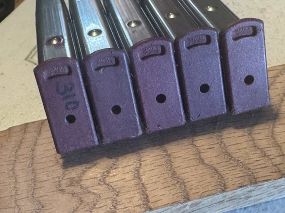 Lot of 10, S&W, 4006, 11 Round, 40S&W, Red Base, Magazines, Item P-636-img-14