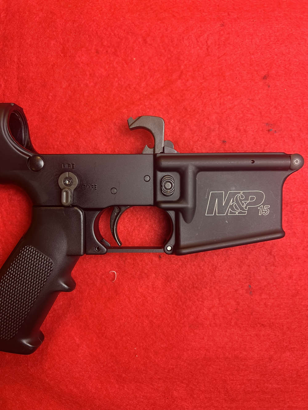 Smith and Wesson M&P AR 15 lower  5.56-img-4