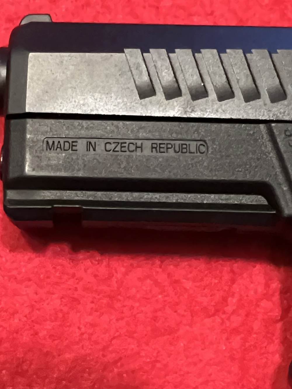 CZ P-10 C 9mm    P10-img-6