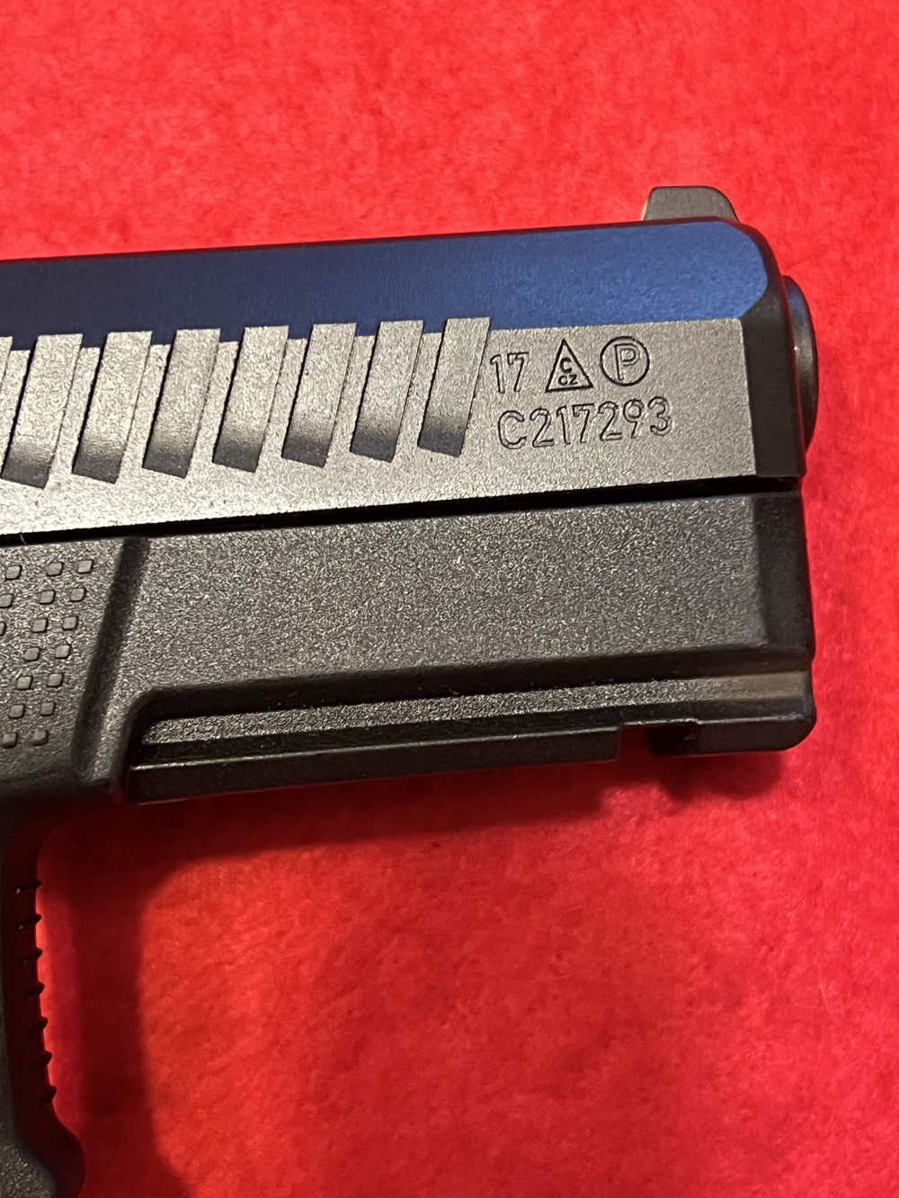 CZ P-10 C 9mm    P10-img-5