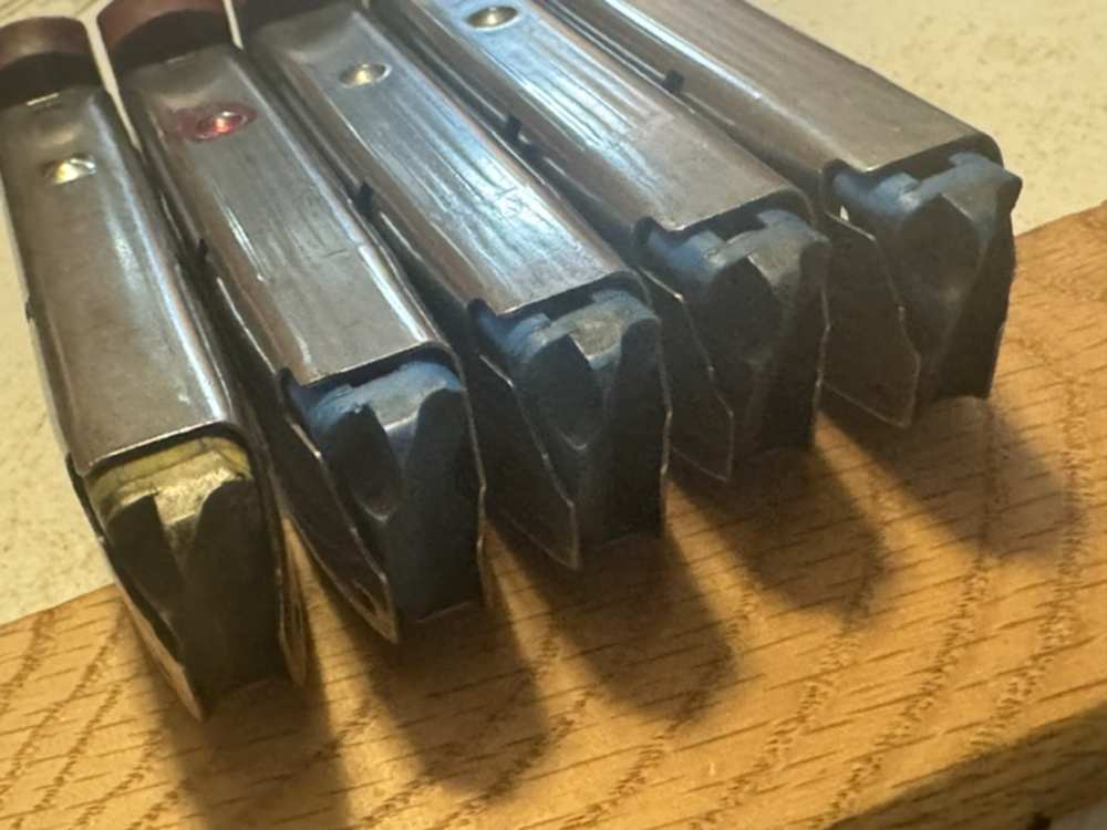 Lot of 5, S&W, 4006, 11 Round, 40S&W, Red Base, Magazines, Item P-638-img-10