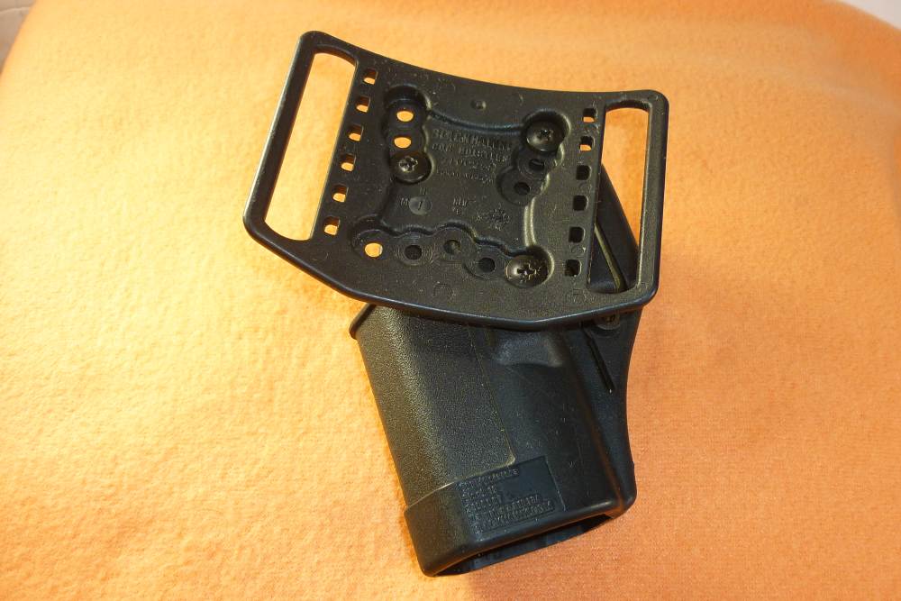 Glock 19 Blackhawk CQC holster BLK RH-img-1