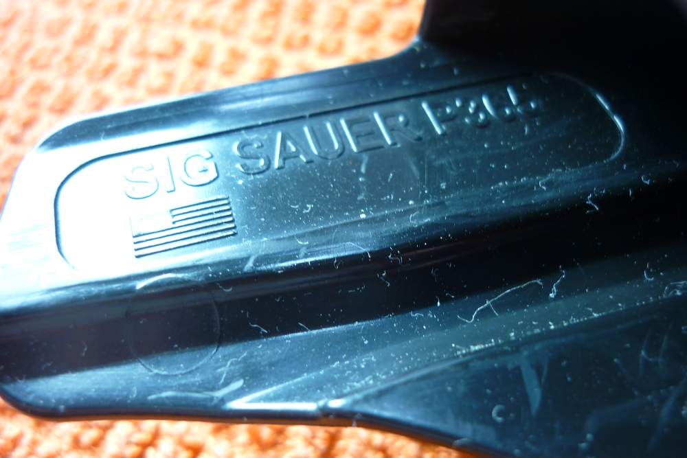 Sig Sauer P365 Bravo Concealment Holster BLK RH -img-2