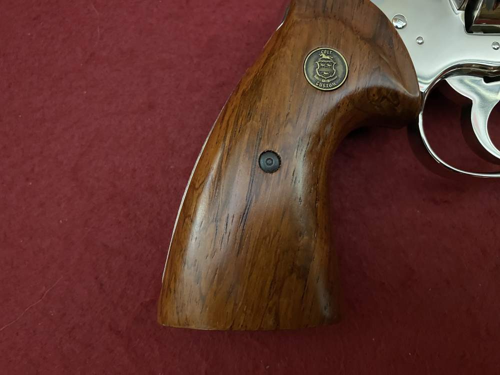 Ultra Rare Bank of Findlay Cased Set Nickel 6" Colt Python and Diamondback -img-100