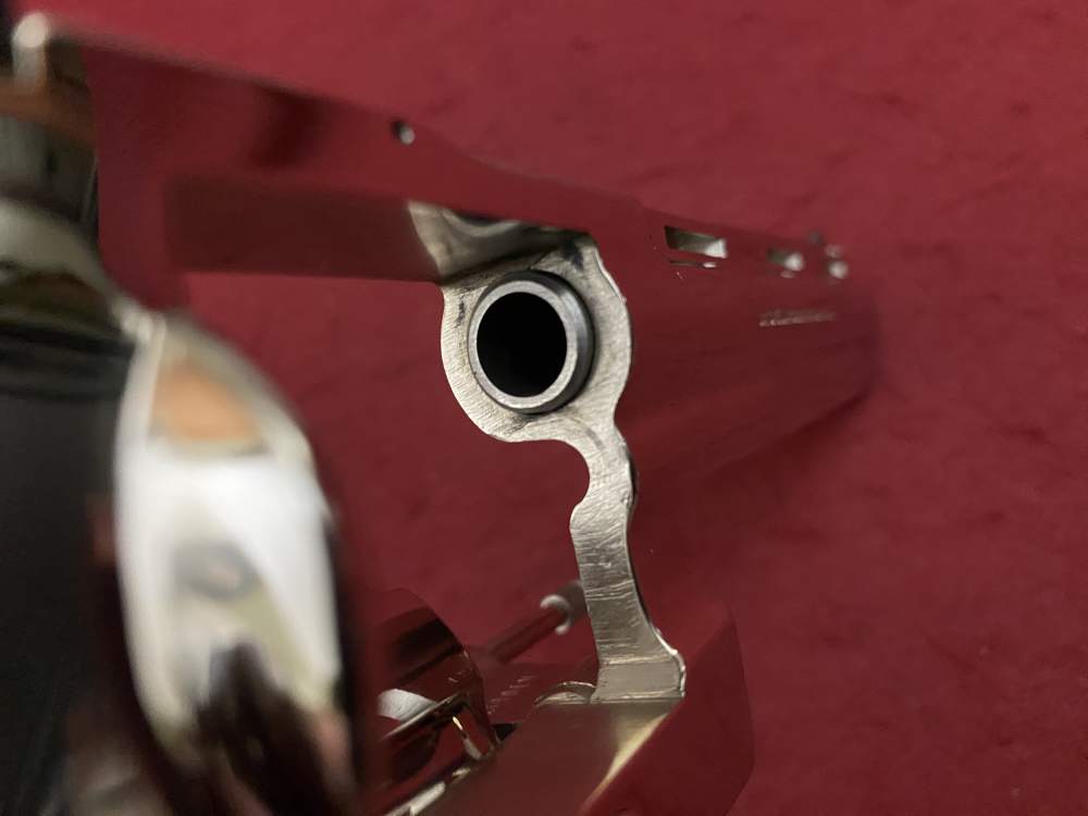 Ultra Rare Bank of Findlay Cased Set Nickel 6" Colt Python and Diamondback -img-171