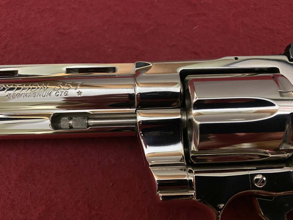 Ultra Rare Bank of Findlay Cased Set Nickel 6" Colt Python and Diamondback -img-142