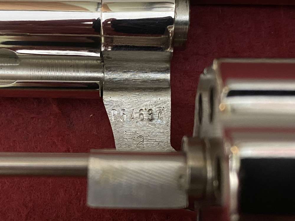 Ultra Rare Bank of Findlay Cased Set Nickel 6" Colt Python and Diamondback -img-89