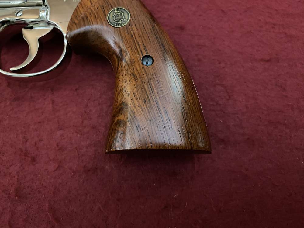 Ultra Rare Bank of Findlay Cased Set Nickel 6" Colt Python and Diamondback -img-124