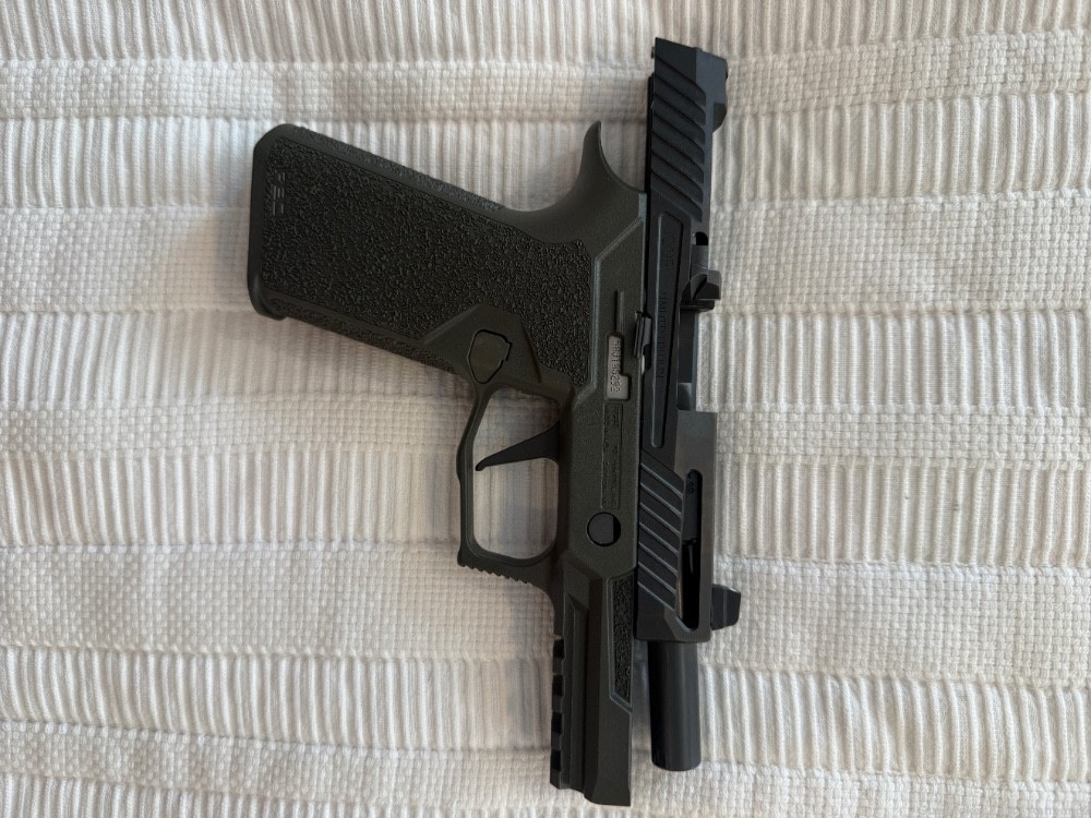 Sig P320 Carry, 9mm Aftermarket DPP optic slide with EXTRAS-img-5