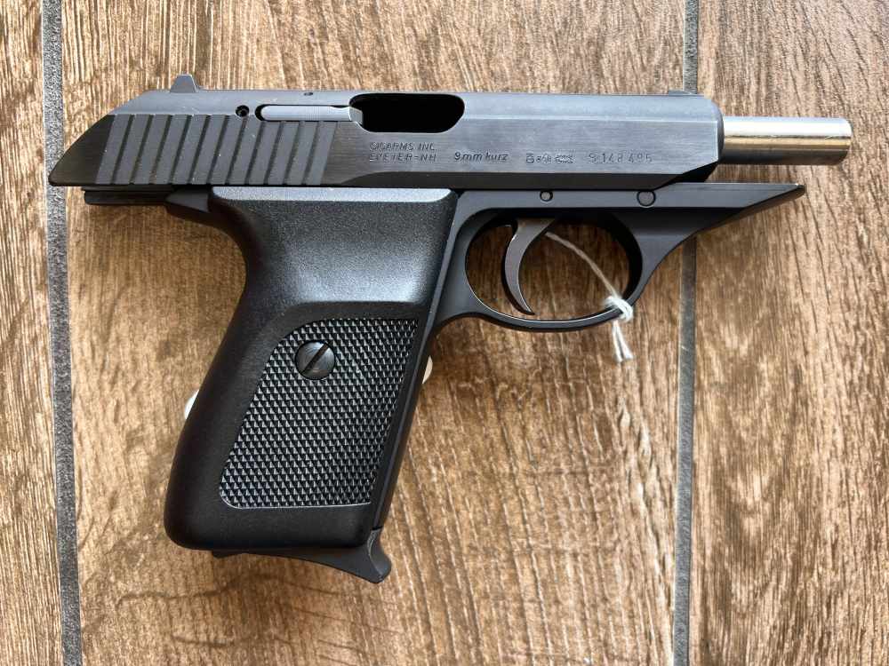 SIG Sauer P230 – .380 ACP / 9mm Kurz  2 Mags SN S148495-img-10