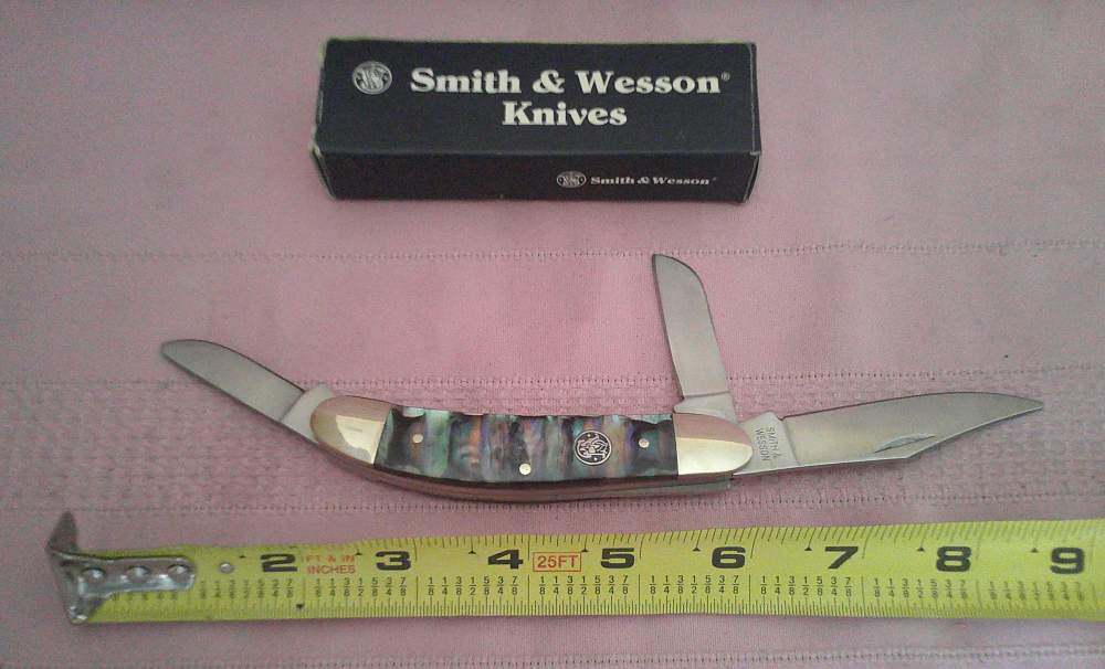 Rare Smith & Wesson  Cuttin Horse Abalone Handles 3 Blade Stockman Knife!-img-3