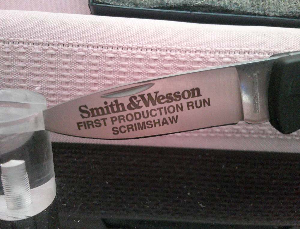 NIB Rare Smith & Wesson Pam Essex 1st Run SW320N DEER Scrimshaw Knife!-img-7