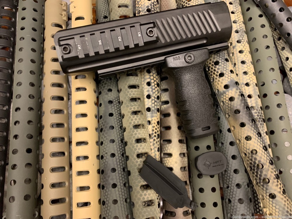 Remington 870 Milled Aluminum Forend + MFT Short Vertical STUB Grip MISSION-img-4