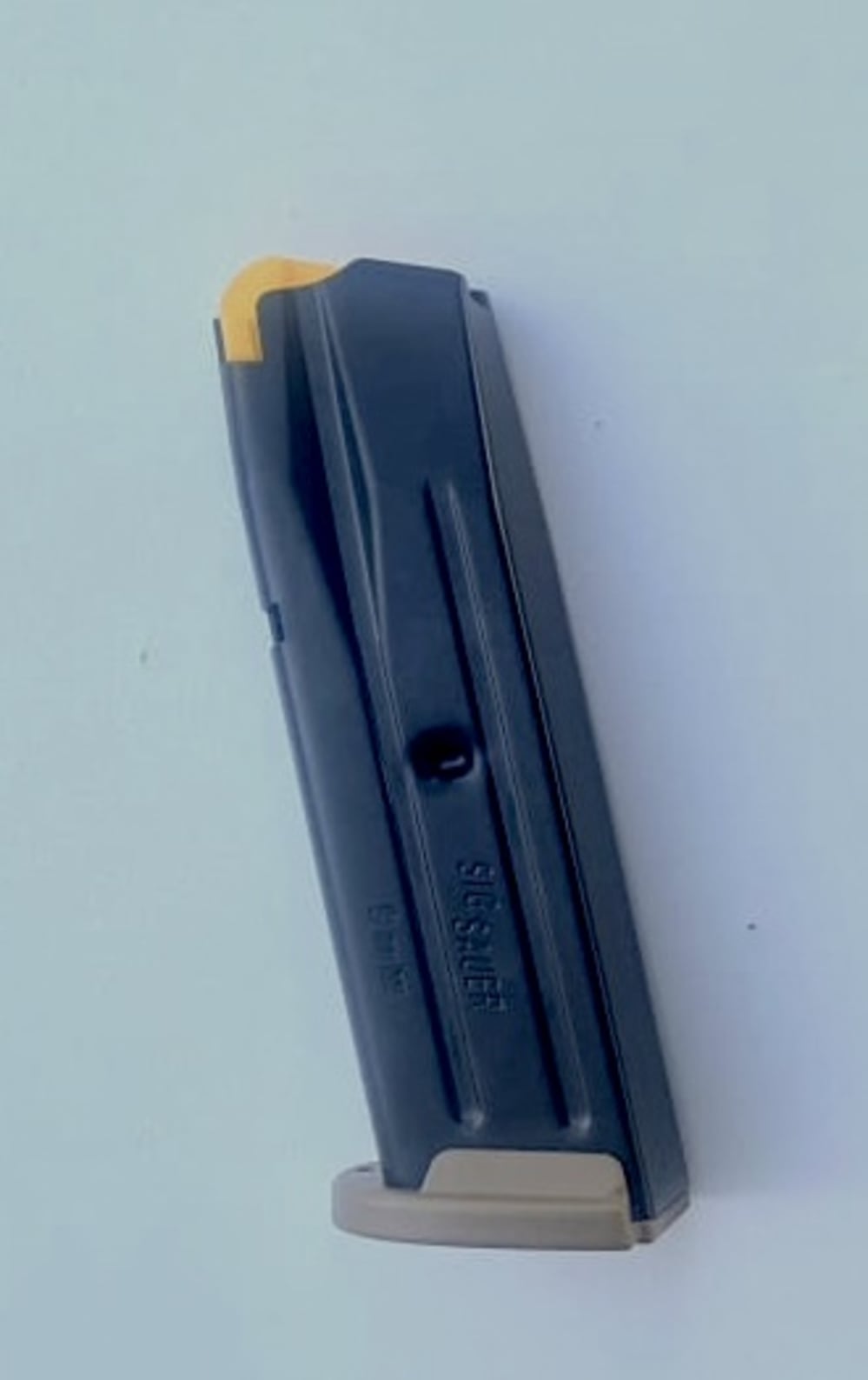 P320 FULL/CARRY/M17 9MM 10RD MAGAZINE - COYOTE TAN -img-0