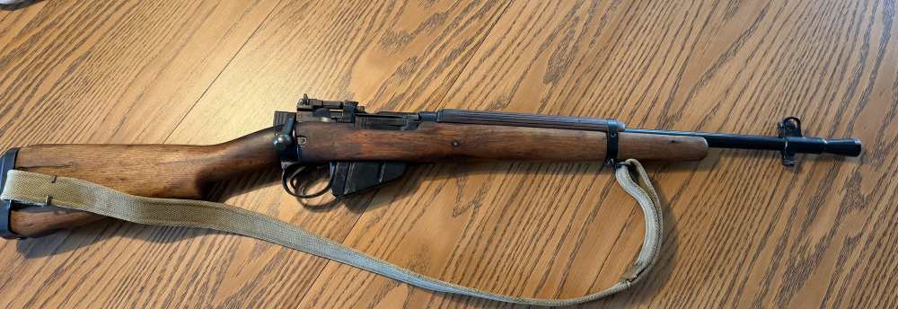Enfield Jungle Carbine 303 caliber bolt action -img-0