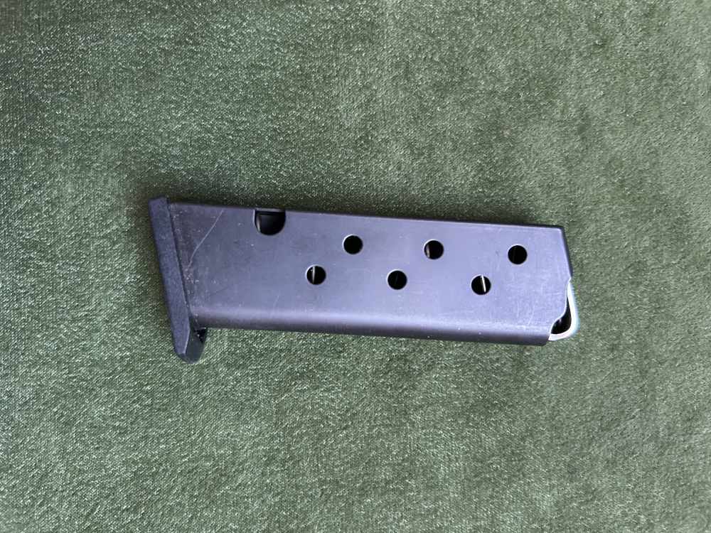 Beretta Tomcat .32 ACP Magazine, OEM 32 Mag!-img-1