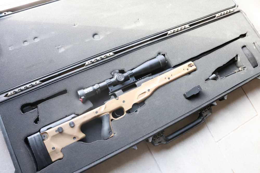 RARE Accuracy International AW with Schmidt Bender scope and extra barrel!-img-0