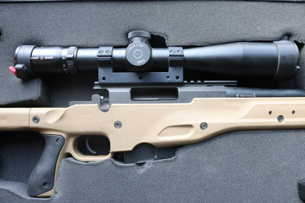 RARE Accuracy International AW with Schmidt Bender scope and extra barrel!-img-5