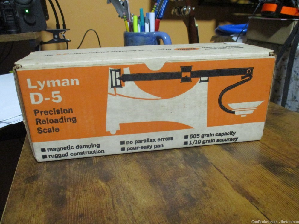 Lyman Vintage D-5 Reloading scale NIB-img-0