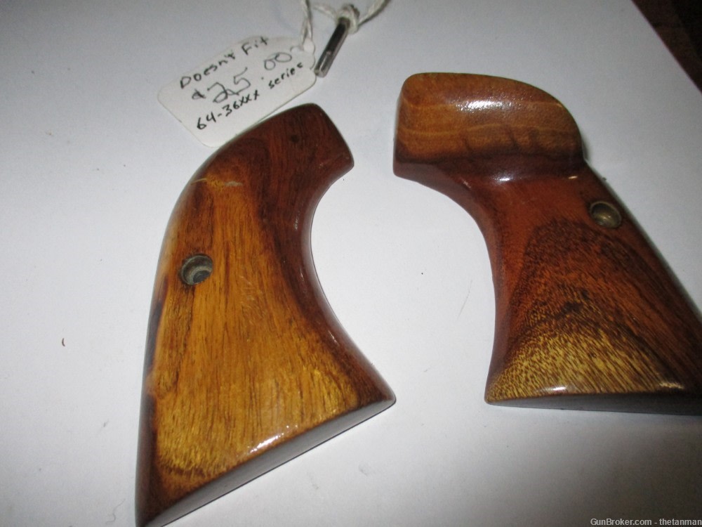 Custom Grip for a small frame  Ruger single six-img-0
