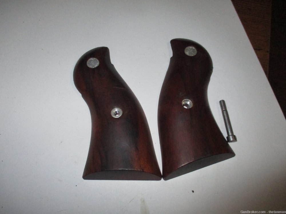 Ruger RedHawk Factory grips-img-0