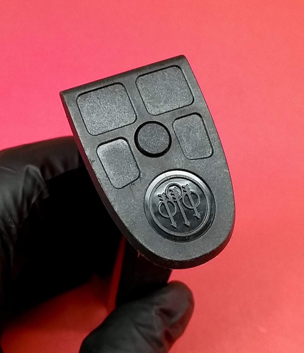 Beretta APX Magazine Full Size .40 S&W 15 Rounds MFG in Italy - Fine Cond-img-21