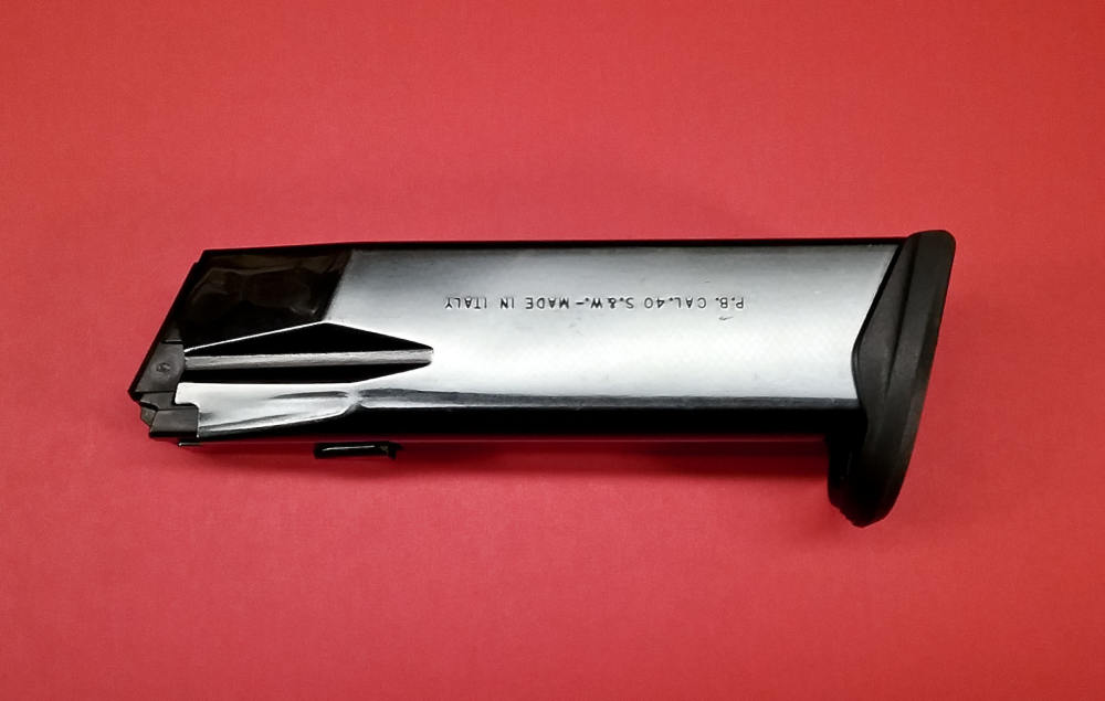 Beretta APX Magazine Full Size .40 S&W 15 Rounds MFG in Italy - Fine Cond-img-25