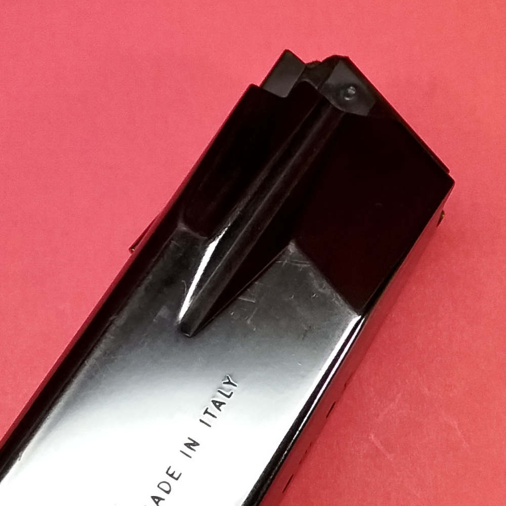 Beretta APX Magazine Full Size .40 S&W 15 Rounds MFG in Italy - Fine Cond-img-15