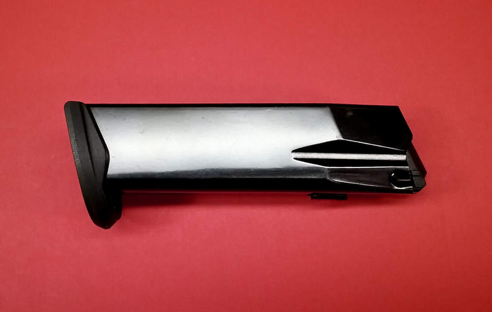 Beretta APX Magazine Full Size .40 S&W 15 Rounds MFG in Italy - Fine Cond-img-28