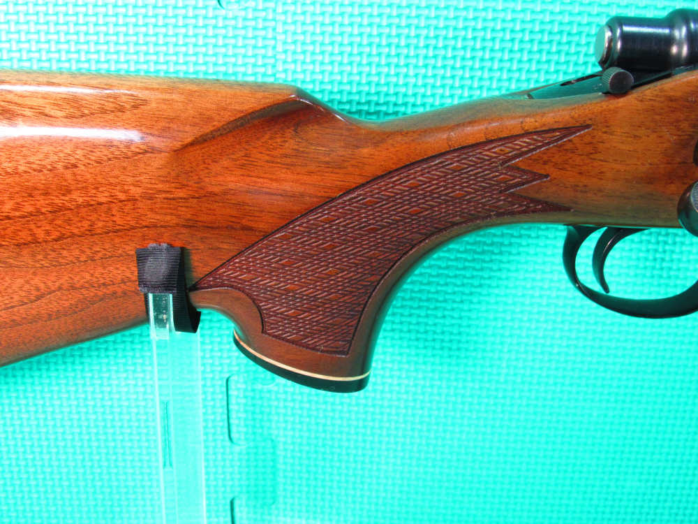Remington Model 700 BDL Deluxe 25-06 Blued 24” Made in 1977 Bolt Action -img-3