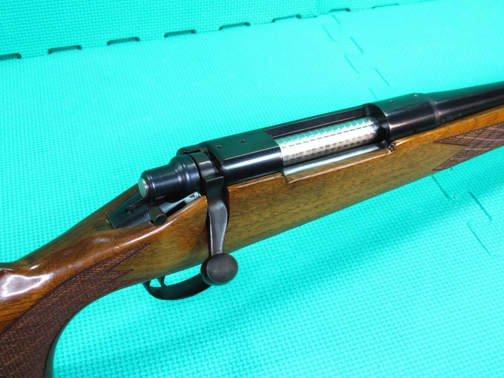 Remington Model 700 BDL Deluxe 25-06 Blued 24” Made in 1977 Bolt Action -img-44