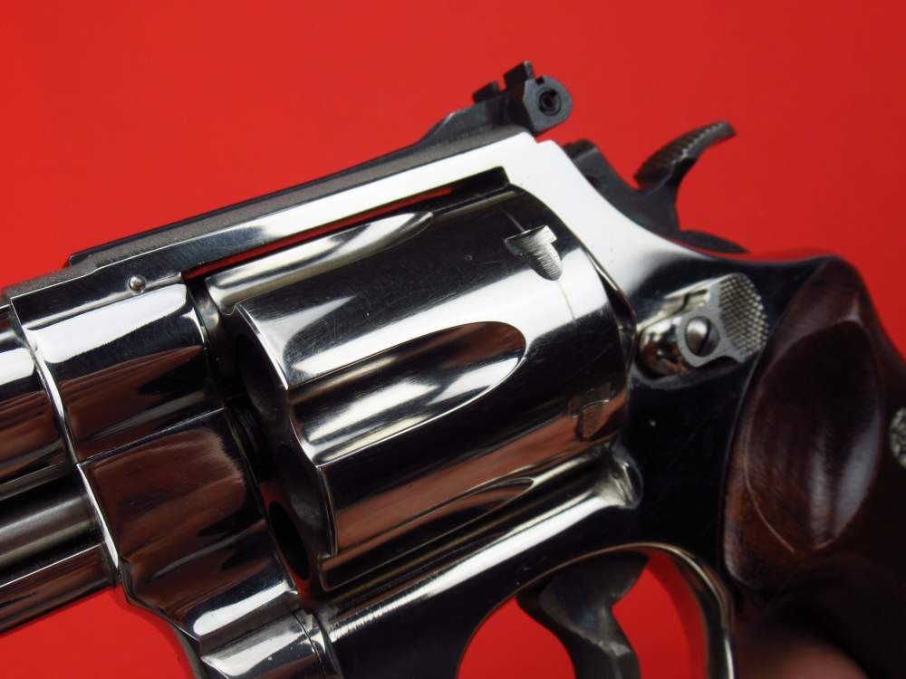 Very Desirable 1979 Smith & Wesson Model 29-2 Revolver 44 Magnum S&W Nickel-img-17