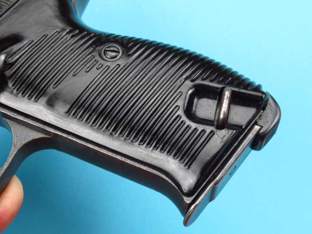 Excellent  WWII 1943 German BYF43 P38 Mauser Pistol 9mm Luger Walther Byf-img-23